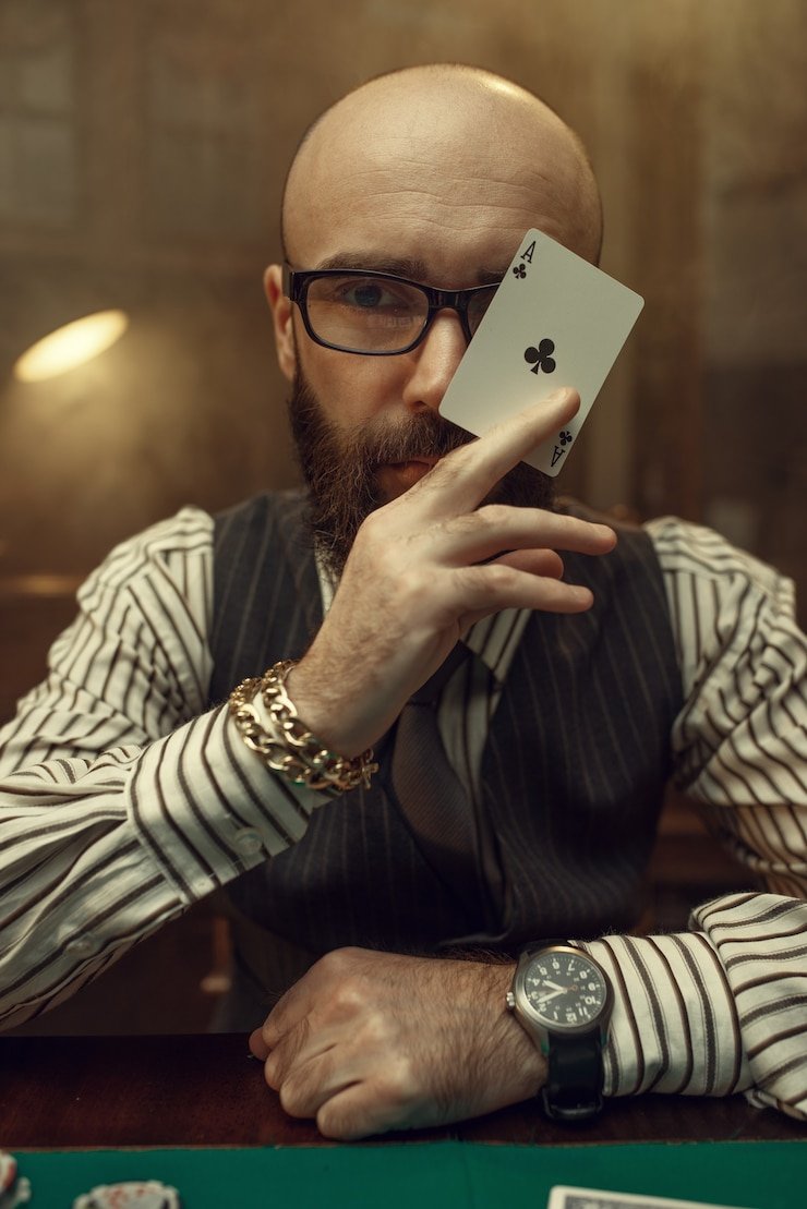 Antarmuka permainan Texas Hold'em Bonus live di lambe303 dengan dealer profesional